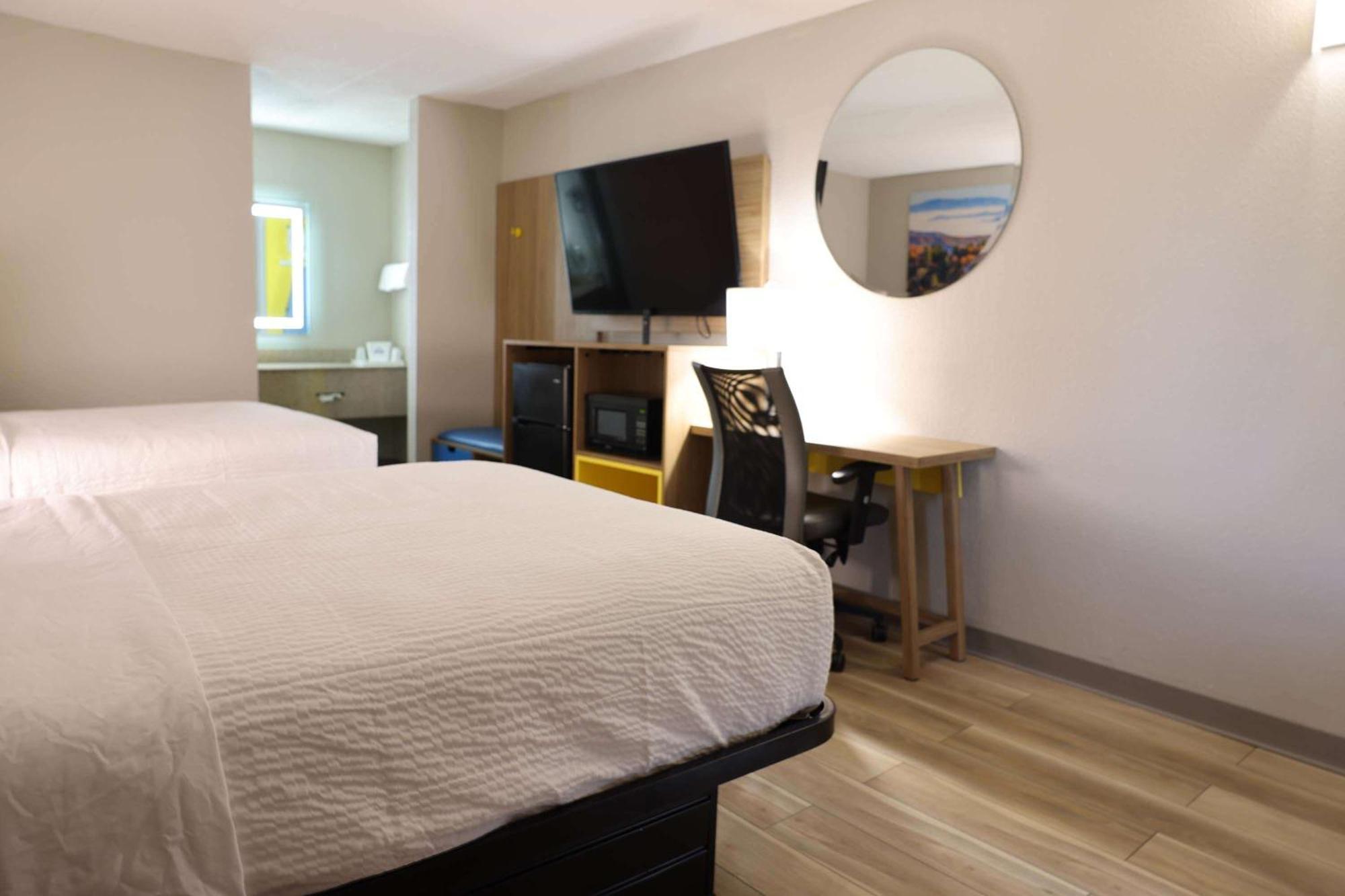 Days Inn By Wyndham Kings Dominion Doswell Exteriör bild